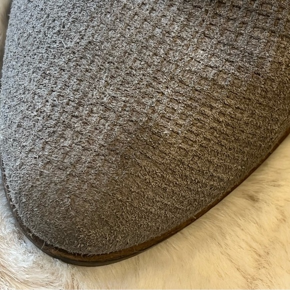 Lucky Brand Ponic Suede Block Heel Ankle Bootie | Grey Size 9.5 - Picture 5 of 12